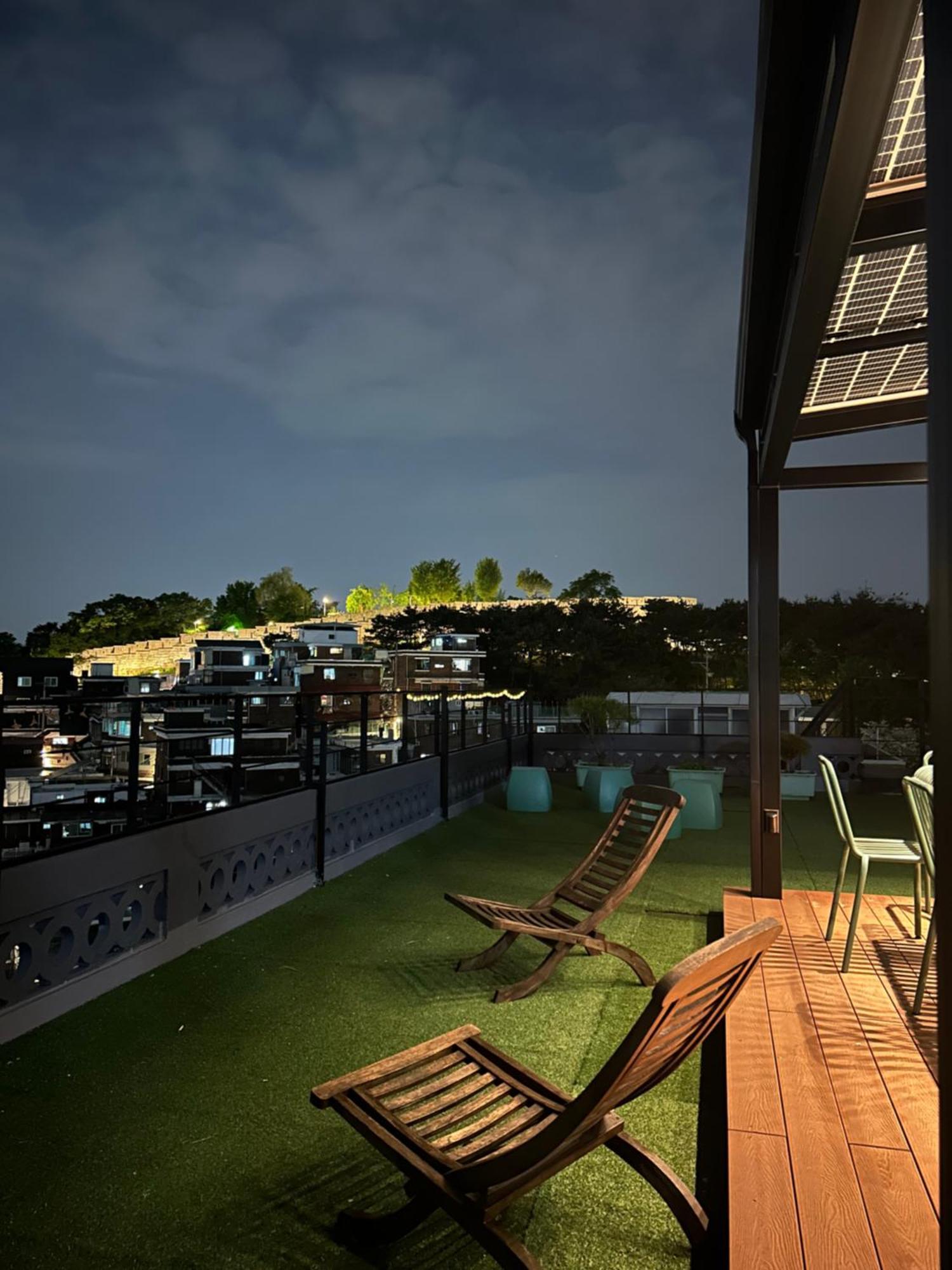 Appartement Naksan Balcony